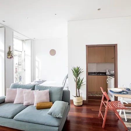 Bonjardim Studio W/ Balcony By Lovelystay Porto Exterior photo